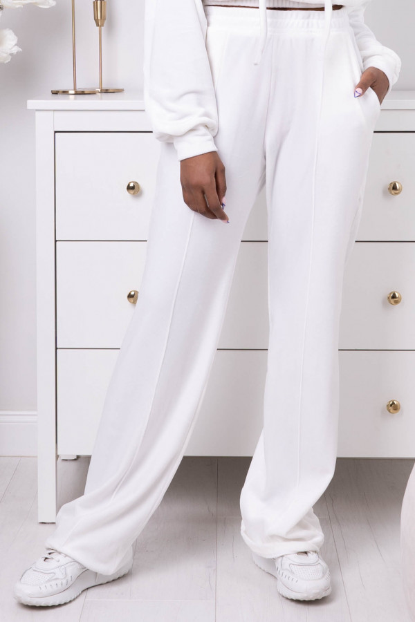 Spodnie welurowe z szerokimi nogawkami Luzia białe 101